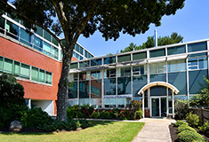 Cummings signs 3,000 s/f lease <br> to Highbar Physical Therapy